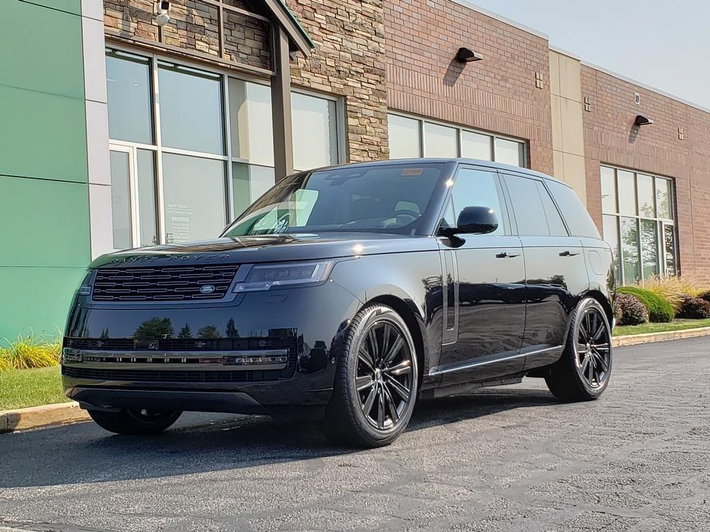 new 2025 Land Rover Range Rover car, priced at $138,505