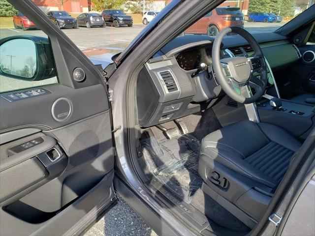 used 2025 Land Rover Discovery car, priced at $79,178