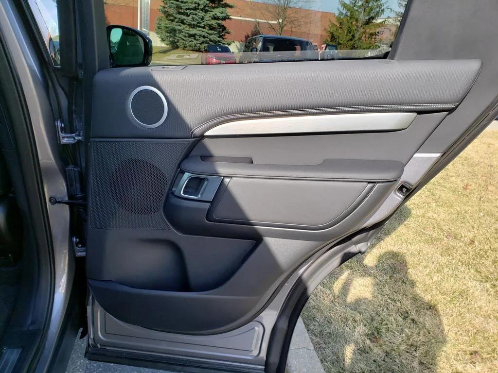 used 2025 Land Rover Discovery car, priced at $79,178