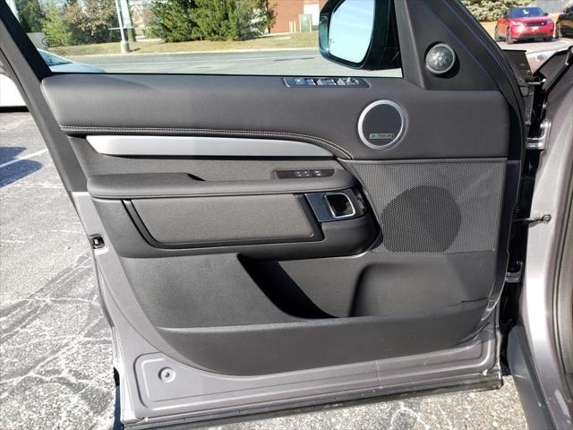 new 2025 Land Rover Discovery car, priced at $79,178