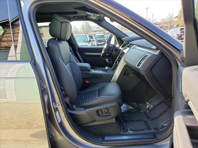 new 2025 Land Rover Discovery car, priced at $79,178