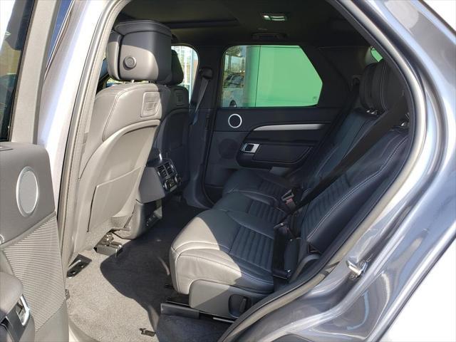 new 2025 Land Rover Discovery car, priced at $79,178