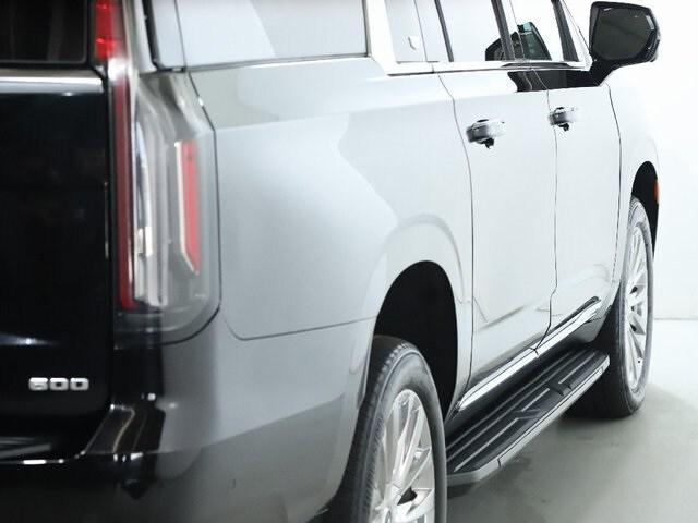 used 2023 Cadillac Escalade ESV car, priced at $64,988