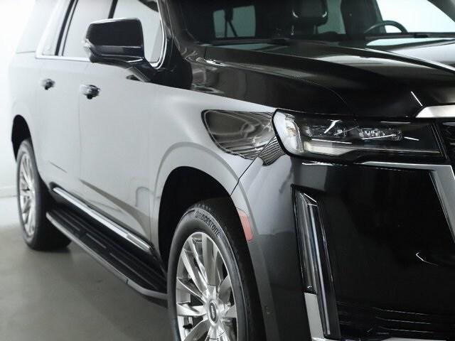 used 2023 Cadillac Escalade ESV car, priced at $64,988