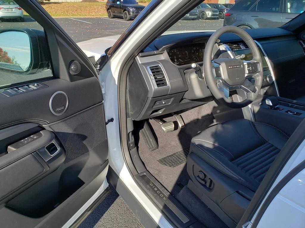 used 2025 Land Rover Discovery car, priced at $76,828