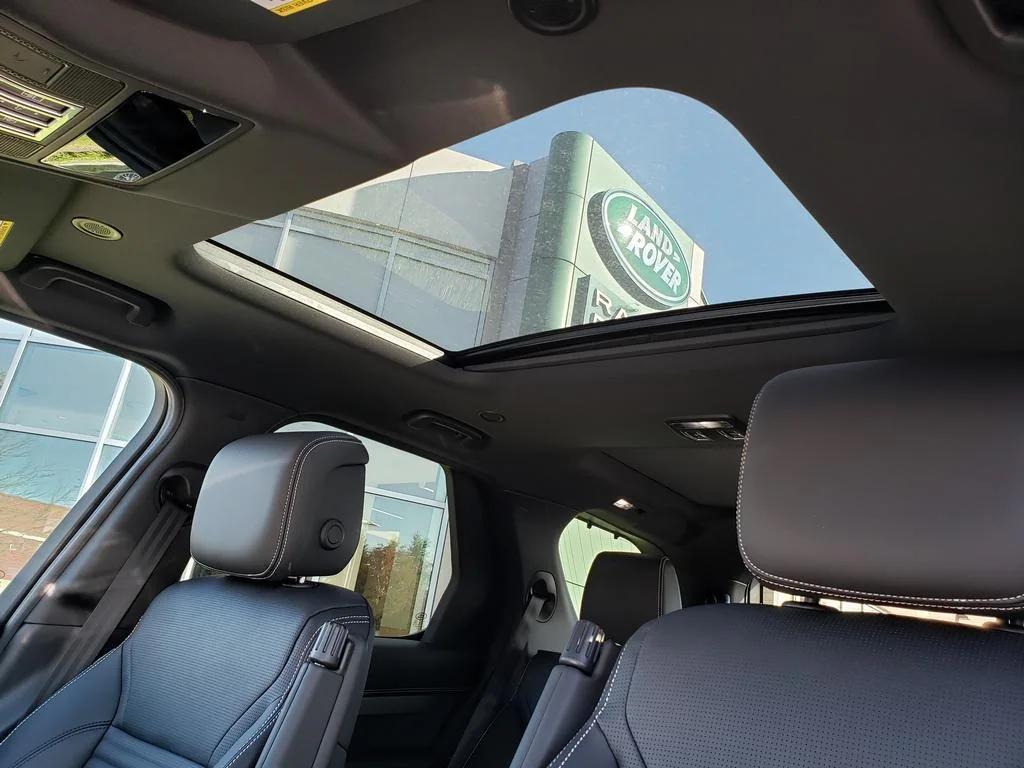 used 2025 Land Rover Discovery car, priced at $76,828