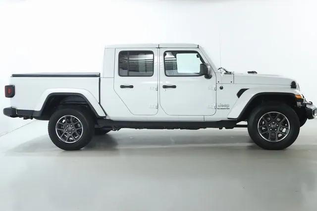 used 2022 Jeep Gladiator car, priced at $31,945