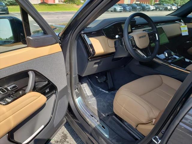 new 2025 Land Rover Range Rover Sport car, priced at $94,475