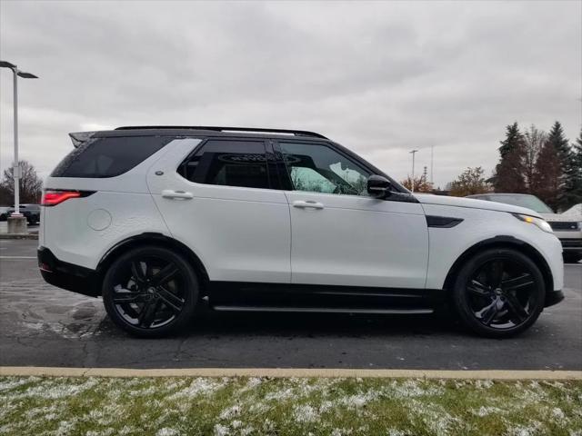 new 2025 Land Rover Discovery car, priced at $80,525