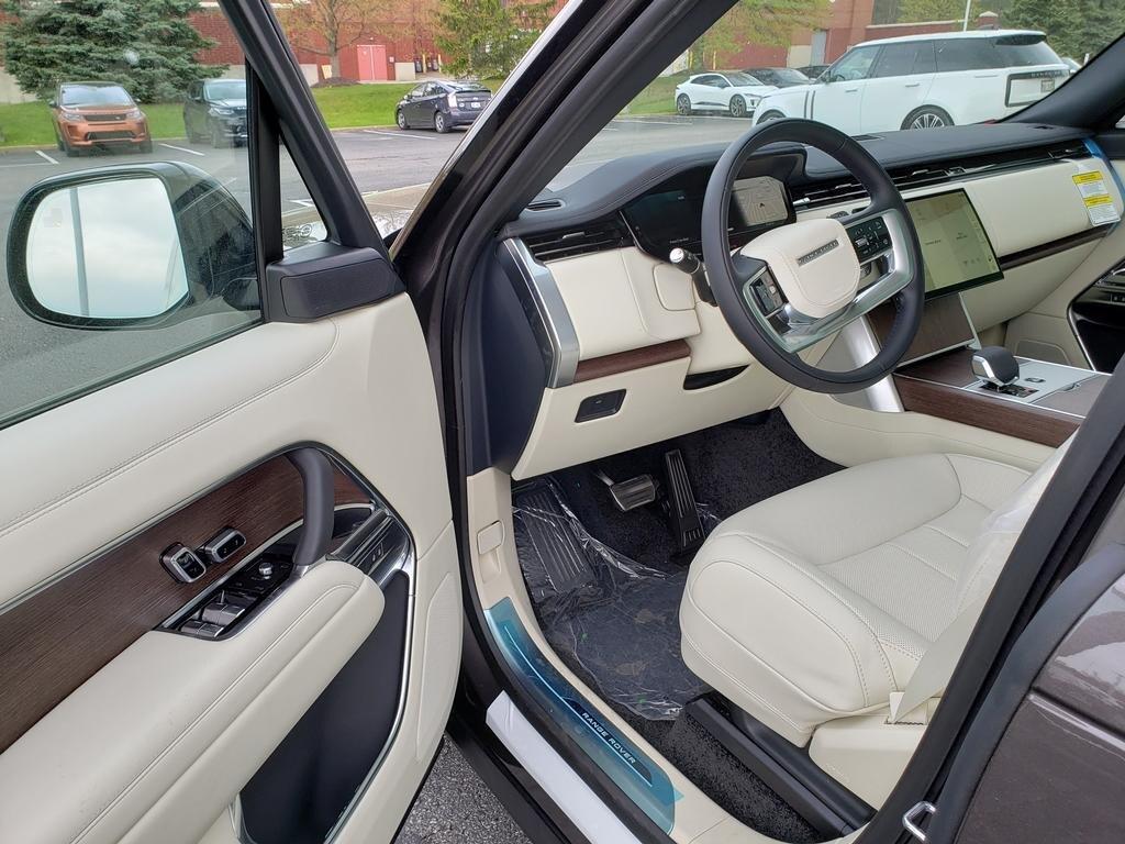 new 2025 Land Rover Range Rover car, priced at $149,965