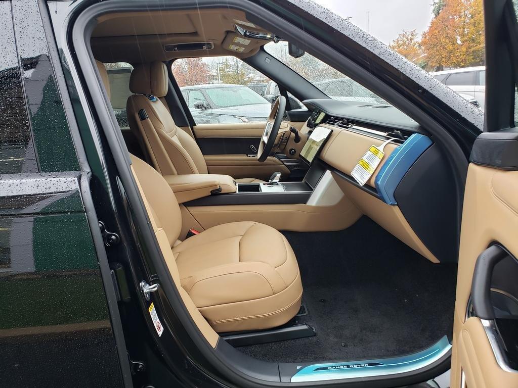 new 2025 Land Rover Range Rover car, priced at $125,555