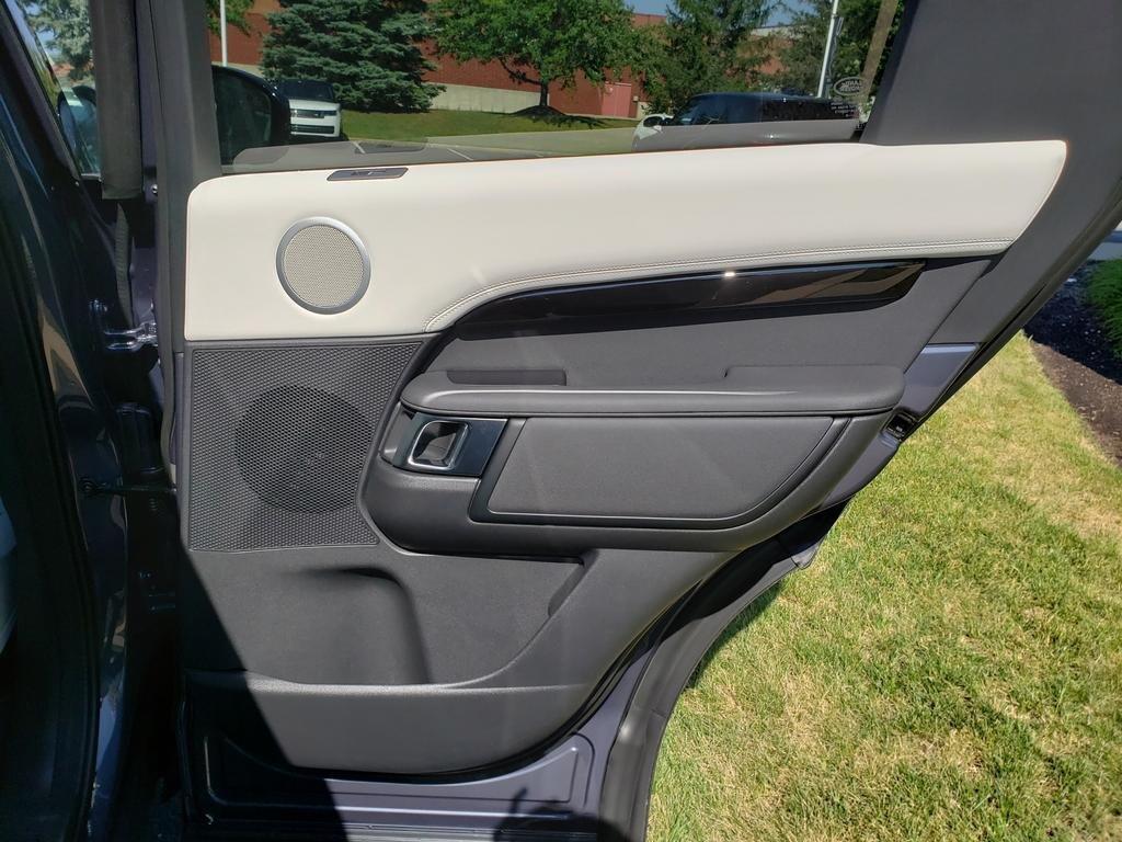 new 2025 Land Rover Discovery car, priced at $66,660
