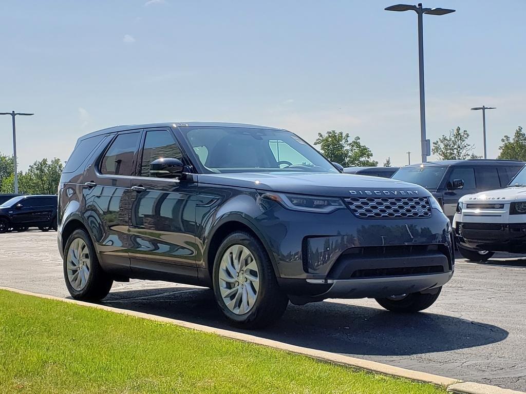 new 2025 Land Rover Discovery car, priced at $66,660
