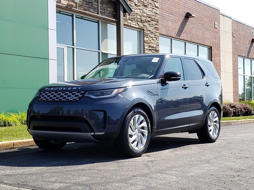 new 2025 Land Rover Discovery car, priced at $66,660