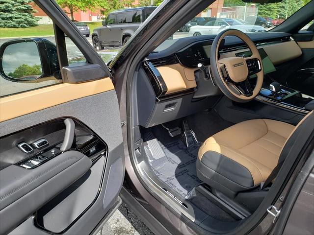 new 2025 Land Rover Range Rover Sport car, priced at $124,610