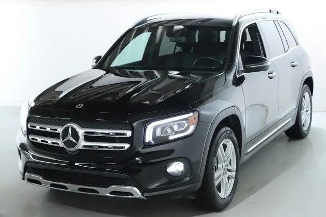 used 2023 Mercedes-Benz GLB 250 car, priced at $37,000