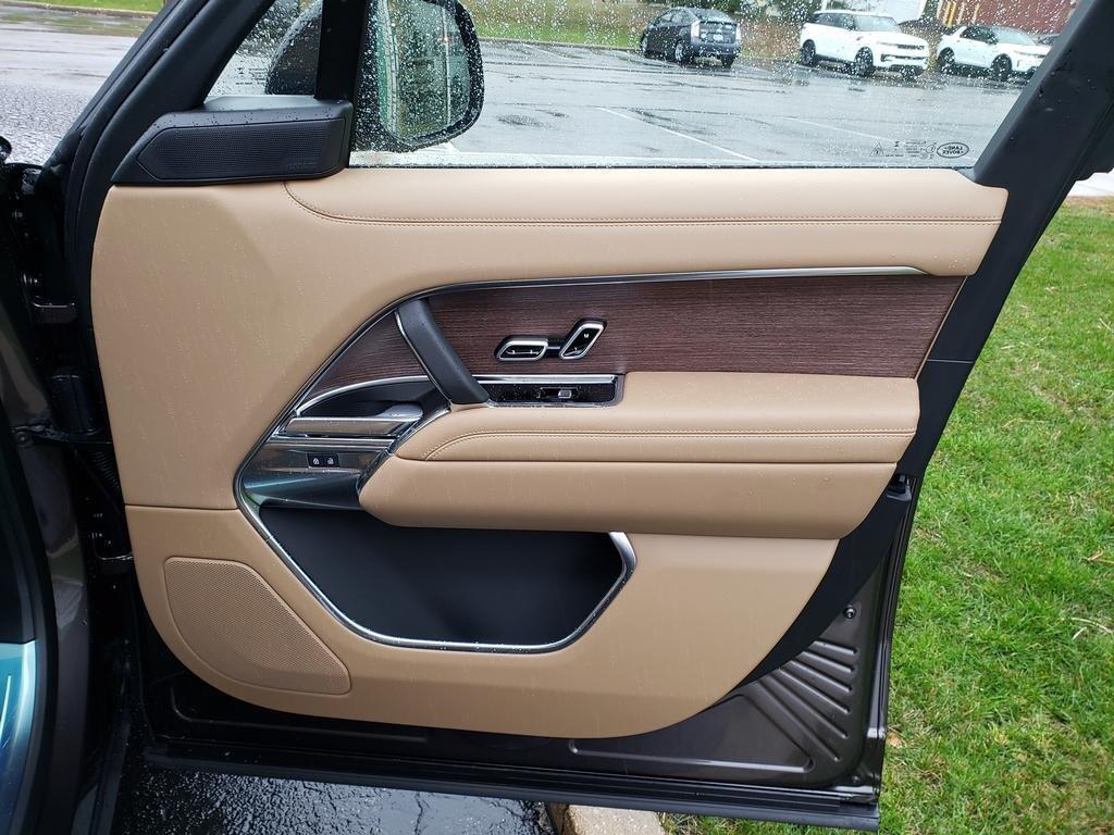 new 2025 Land Rover Range Rover car, priced at $123,755