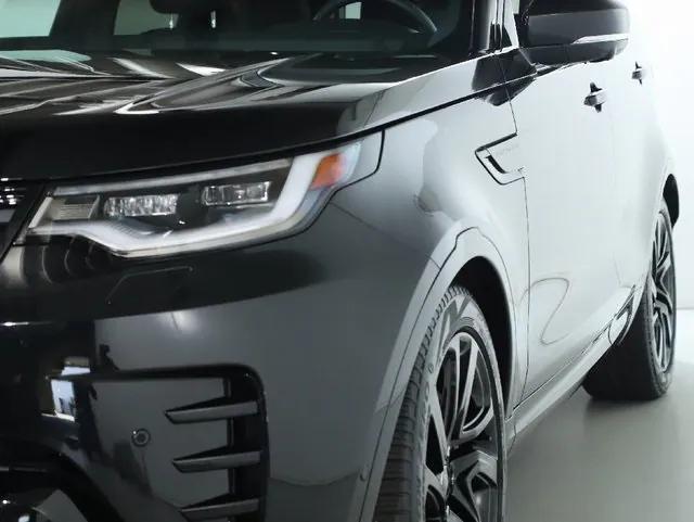 used 2024 Land Rover Discovery car, priced at $57,995