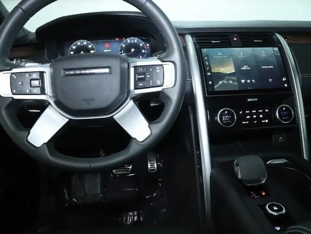 used 2024 Land Rover Discovery car, priced at $57,995