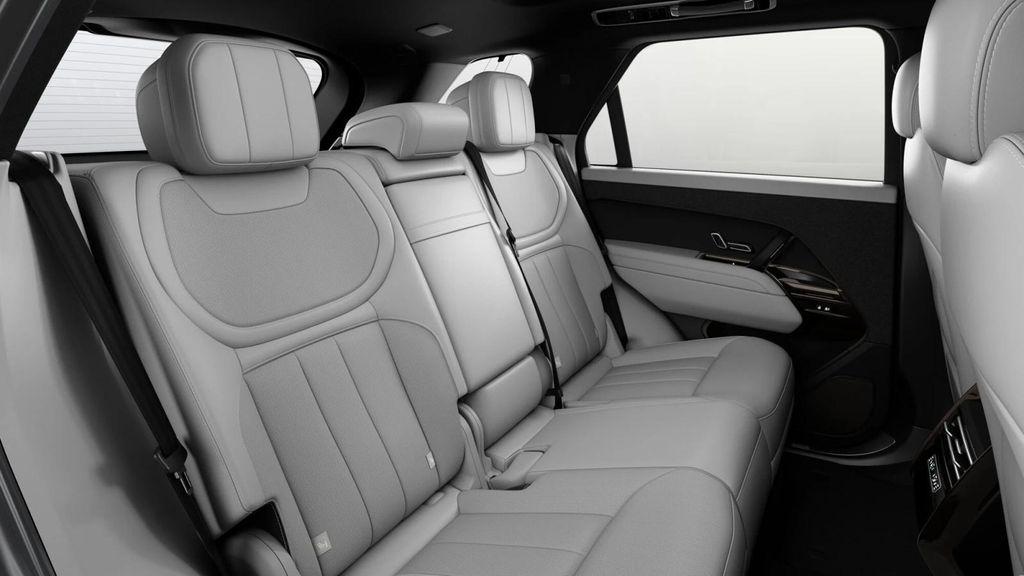 new 2025 Land Rover Range Rover Sport car, priced at $95,230