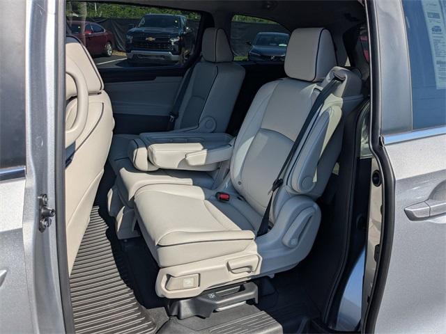 new 2026 Honda Odyssey car, priced at $48,945