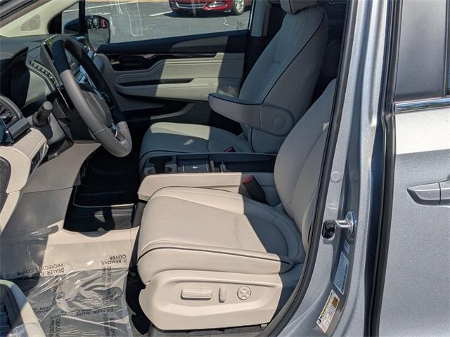 new 2026 Honda Odyssey car, priced at $48,945
