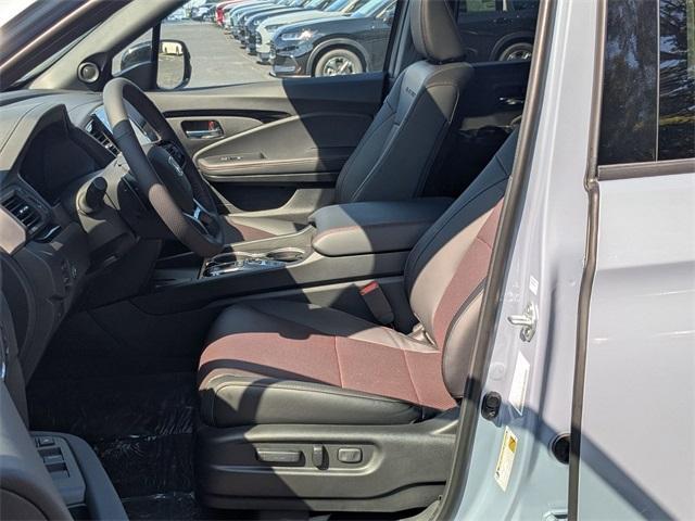 new 2025 Honda Ridgeline car, priced at $48,905