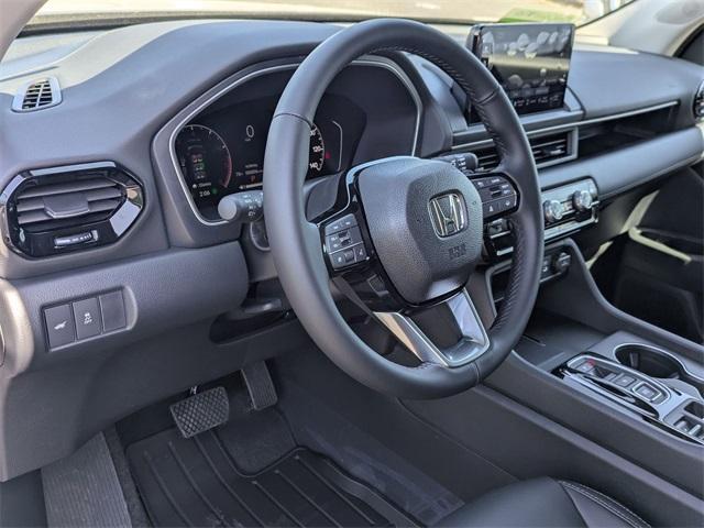 new 2025 Honda Pilot car, priced at $49,250
