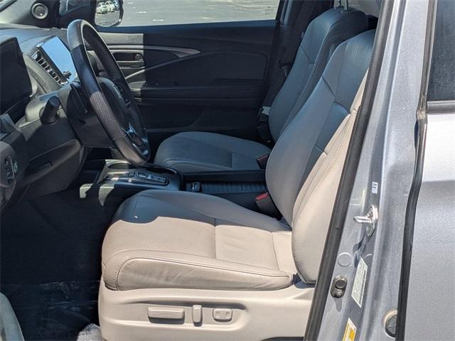 used 2022 Honda Passport car, priced at $27,652