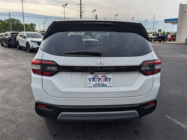 new 2025 Honda Pilot car, priced at $45,405