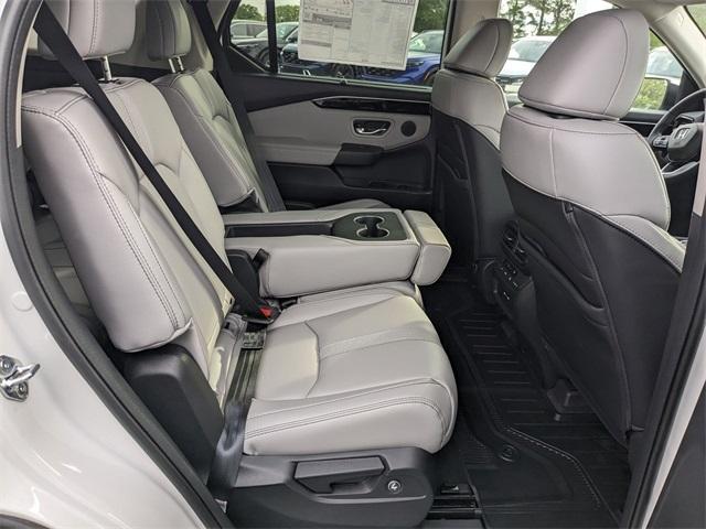 new 2025 Honda Pilot car, priced at $45,405