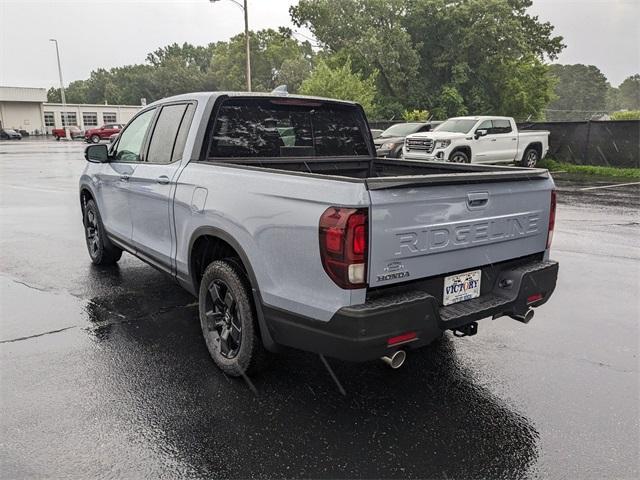 new 2025 Honda Ridgeline car, priced at $48,655