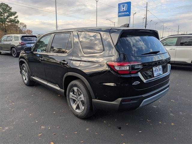 new 2025 Honda Pilot car, priced at $44,995