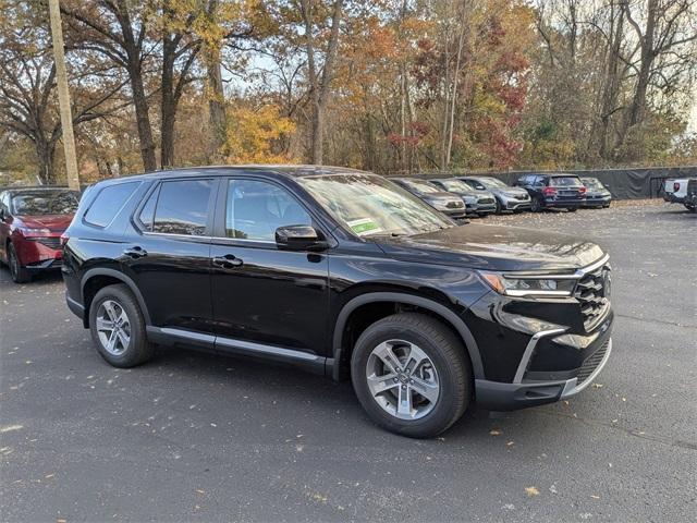 new 2025 Honda Pilot car, priced at $44,995