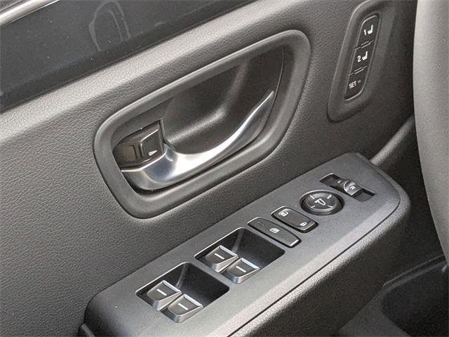 new 2025 Honda Pilot car, priced at $44,995