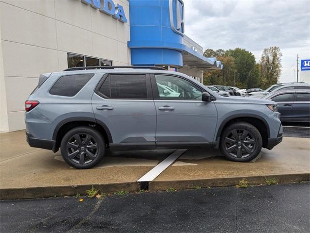 new 2025 Honda Pilot car, priced at $43,850