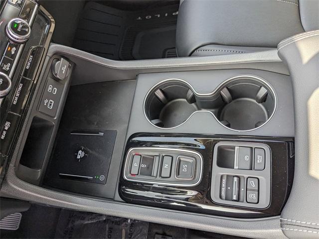 new 2025 Honda Pilot car, priced at $46,135