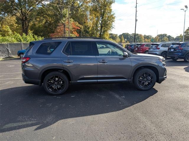 new 2025 Honda Pilot car, priced at $51,625