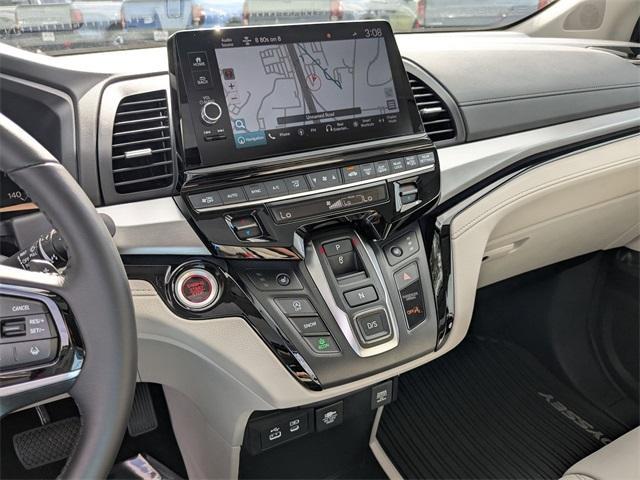 used 2025 Honda Odyssey car, priced at $44,888
