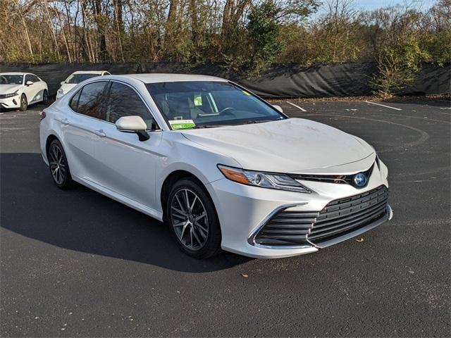 used 2024 Toyota Camry Hybrid car, priced at $32,297