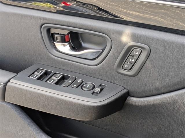 new 2025 Honda Pilot car, priced at $45,725