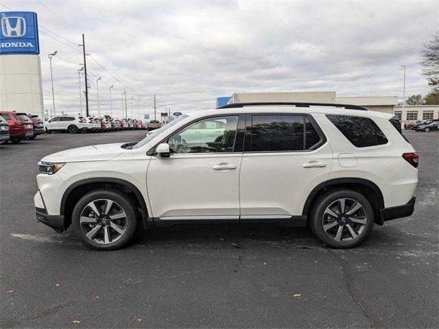 new 2025 Honda Pilot car, priced at $49,305