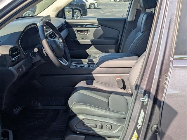 new 2025 Honda Pilot car, priced at $44,995