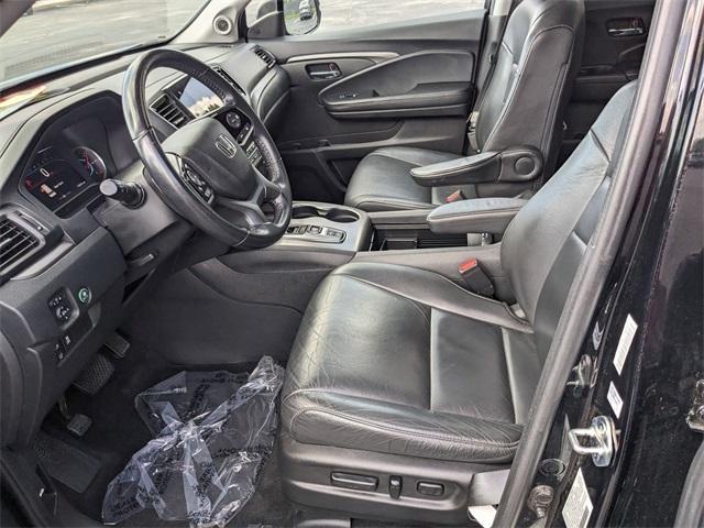used 2022 Honda Pilot car, priced at $26,878