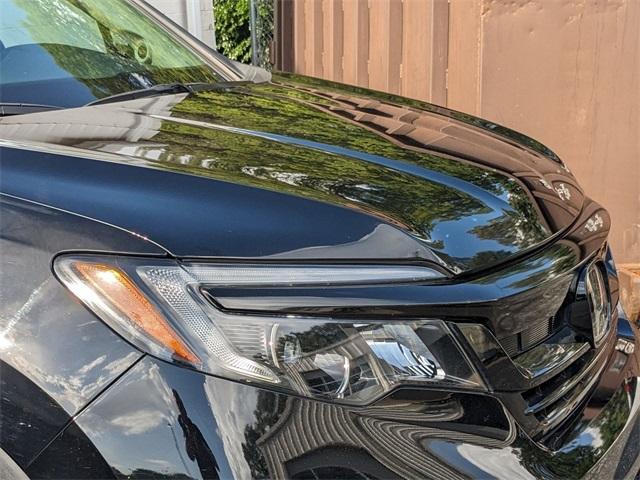 used 2022 Honda Pilot car, priced at $29,998