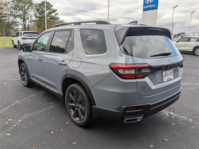 new 2025 Honda Pilot car, priced at $42,050