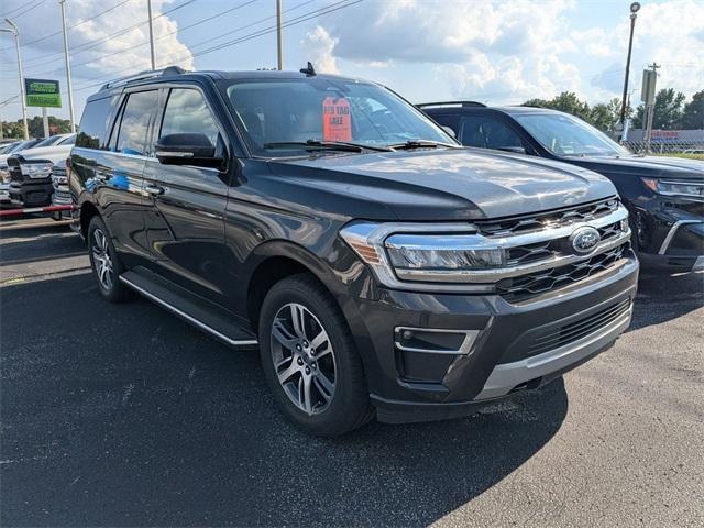 used 2023 Ford Expedition car, priced at $41,998