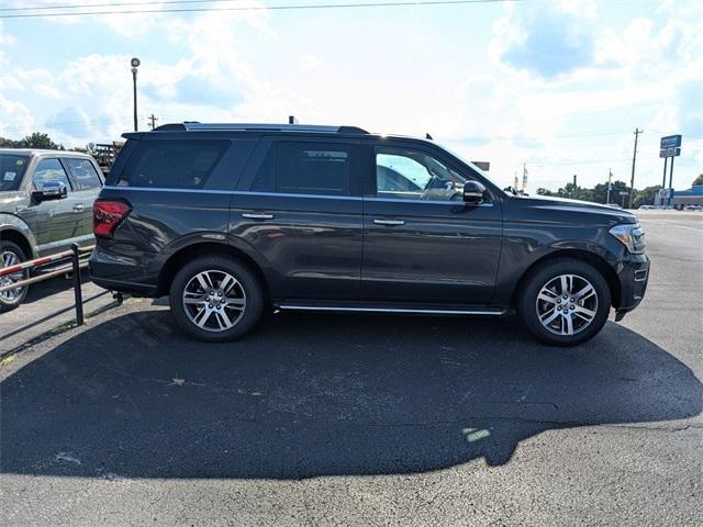 used 2023 Ford Expedition car, priced at $41,998