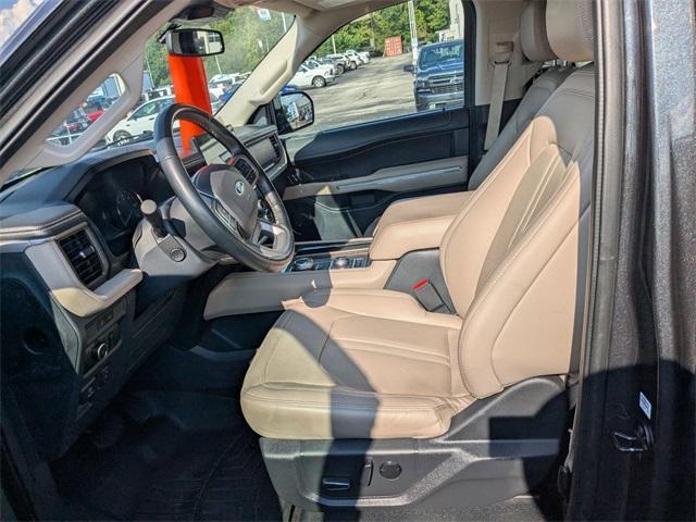 used 2023 Ford Expedition car, priced at $41,998