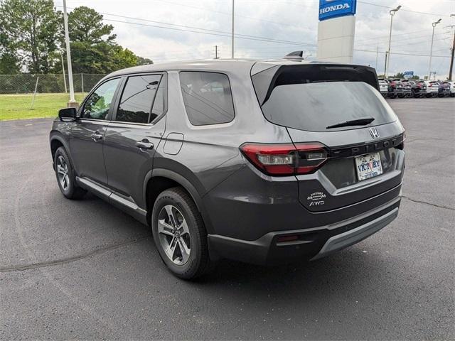 new 2025 Honda Pilot car, priced at $46,695